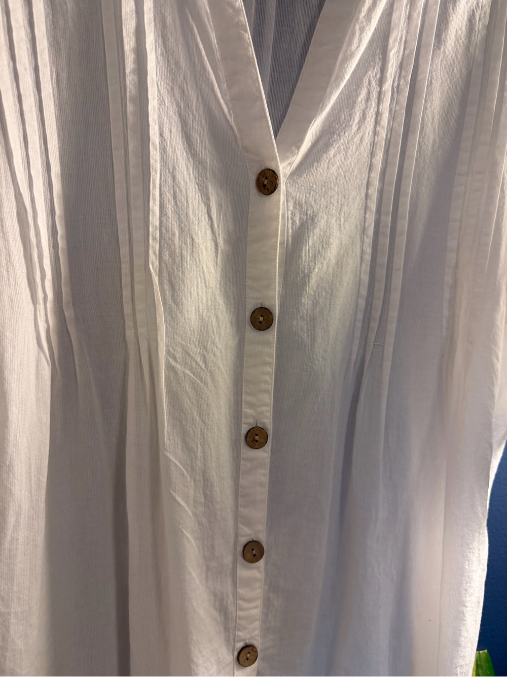 Club Collection Cream Button-Front Tunic Top Large - Picture 5 of 7